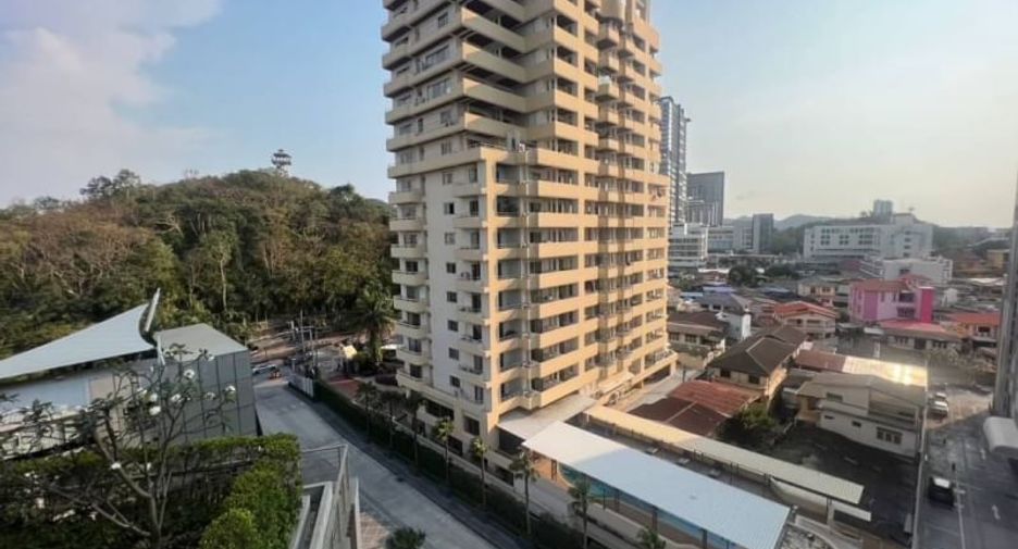 À louer et à vendre 1 chambre condo à Si Racha, Chonburi
