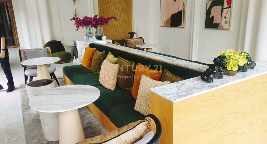 Casa en venta de 3 habitaciones en Yan Nawa, Bangkok