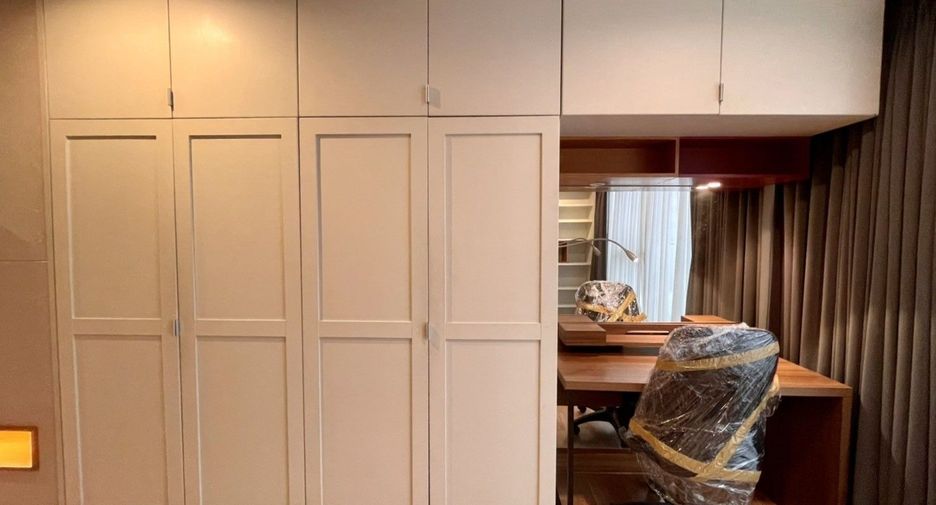 Wohnung zur Miete mit 2 Zimmer in Pathum Wan, Bangkok