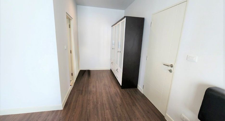 For sale 4 ベッドルーム house in Khlong Sam Wa, Bangkok