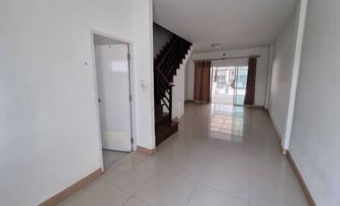 For sale 2 bed townhouse in Mueang Chon Buri, Chonburi