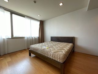 For rent 3 ベッドルーム condo in Khlong Toei, Bangkok
