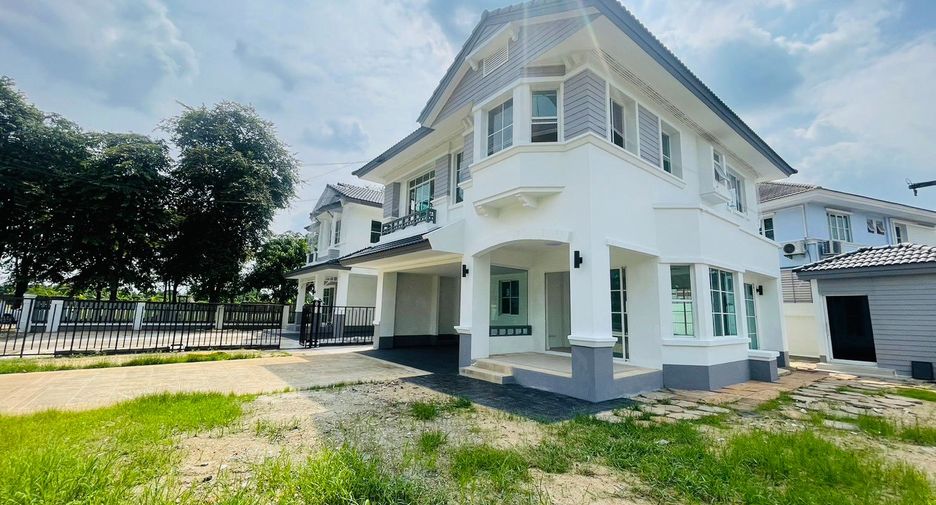 For sale 4 Beds house in Mueang Pathum Thani, Pathum Thani