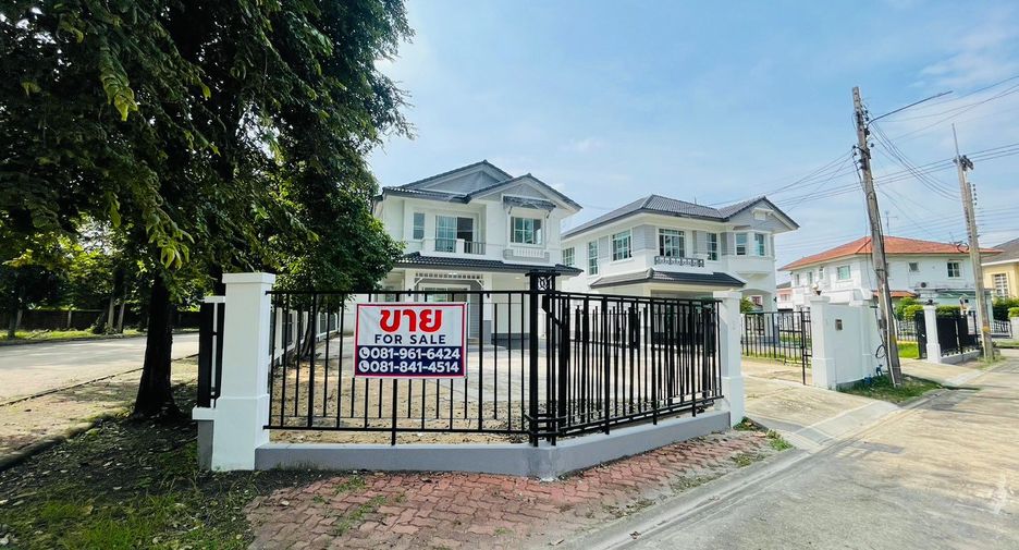 For sale 4 Beds house in Mueang Pathum Thani, Pathum Thani