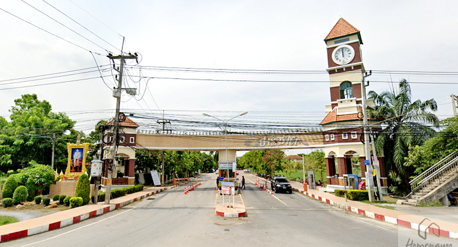 For sale 4 Beds house in Mueang Pathum Thani, Pathum Thani