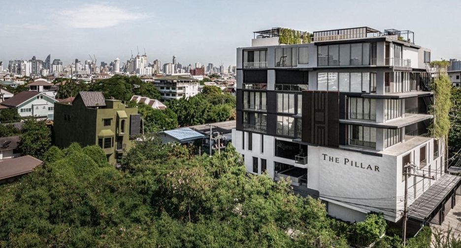 For sale 2 bedrooms condo in Watthana, Bangkok