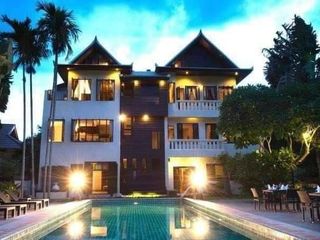 For rent 8 bed villa in Saraphi, Chiang Mai