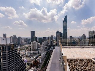 Condo en venta de 2 habitaciones en Bang Rak, Bangkok
