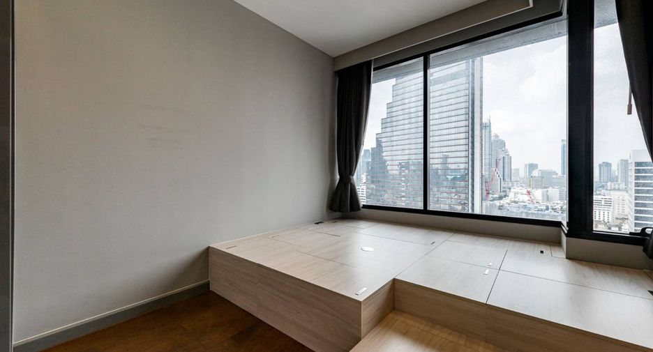 À vendre 2 chambres condo à Bang Rak, Bangkok