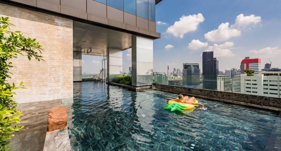 À vendre 2 chambres condo à Bang Rak, Bangkok