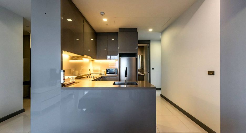 À vendre 2 chambres condo à Bang Rak, Bangkok