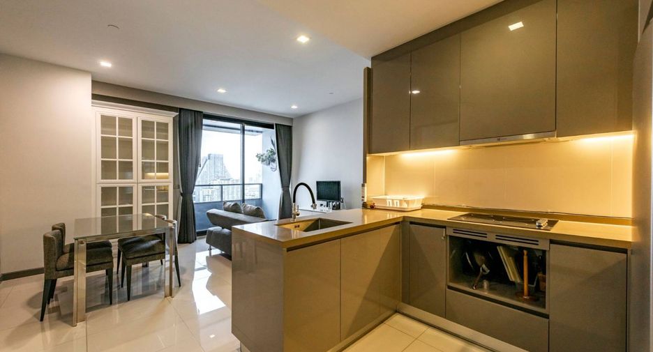 À vendre 2 chambres condo à Bang Rak, Bangkok