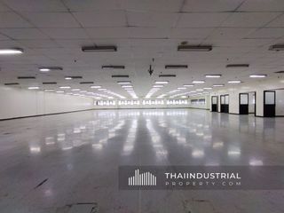 For rent warehouse in Mueang Chon Buri, Chonburi
