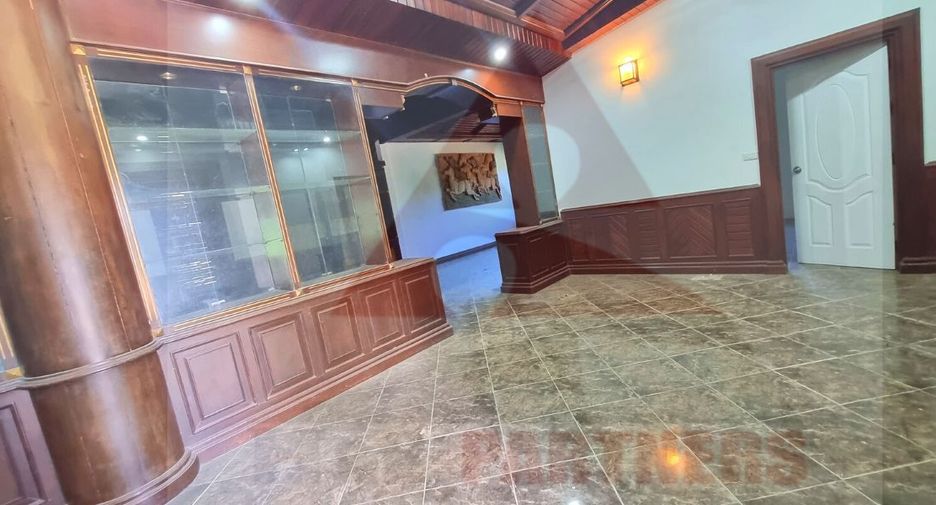 For rent and for sale 2 bedrooms villa in Hua Hin, Prachuap Khiri Khan