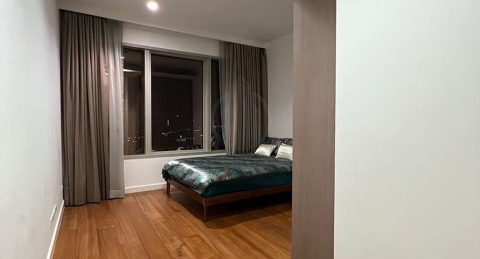 À louer et à vendre 2 chambres condo à Pathum Wan, Bangkok