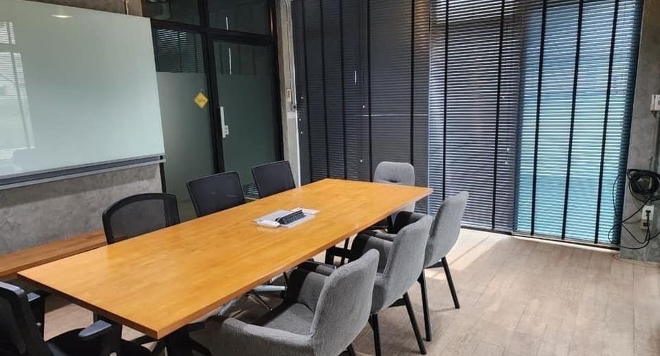 For sale 8 bedrooms office in Bang Khen, Bangkok