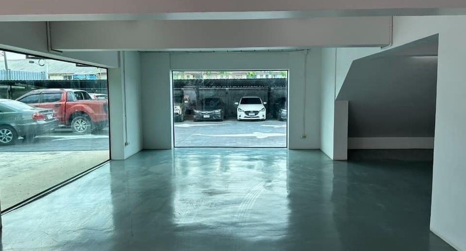 For sale 8 bedrooms office in Bang Khen, Bangkok