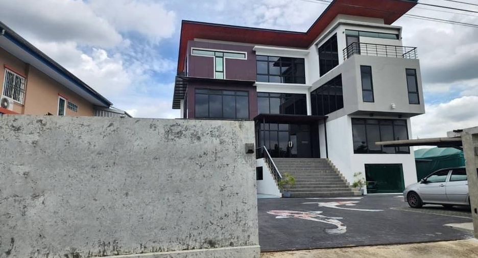 For sale 8 bedrooms office in Bang Khen, Bangkok