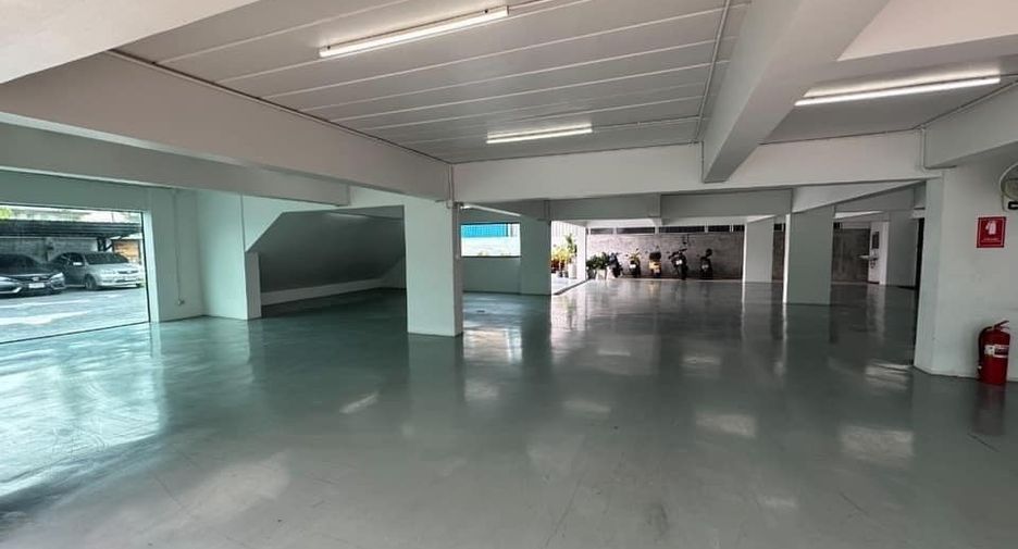 For sale 8 bedrooms office in Bang Khen, Bangkok