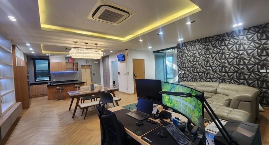 For sale 8 bedrooms office in Bang Khen, Bangkok