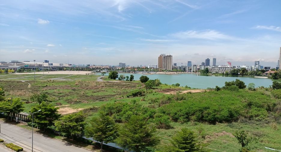 For sale 2 bedrooms condo in Pak Kret, Nonthaburi