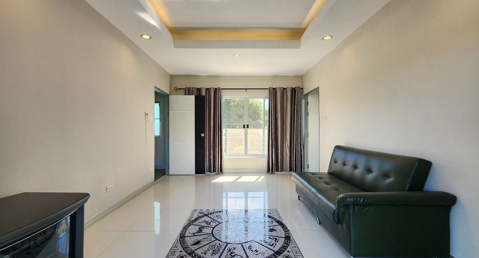 For rent 4 bedrooms house in Watthana, Bangkok