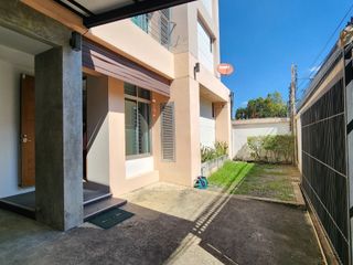 For rent 4 bedrooms house in Watthana, Bangkok