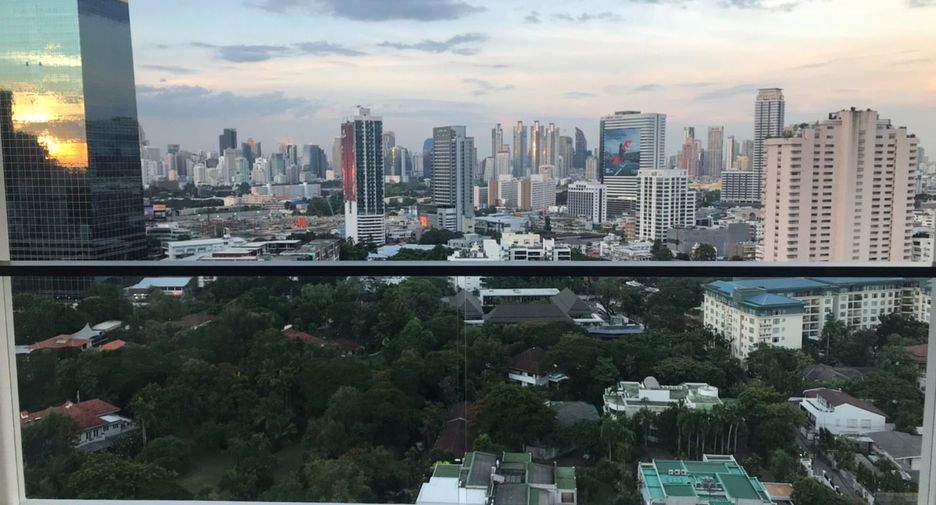 Wohnung zum Kauf mit 2 Zimmer in Sathon, Bangkok