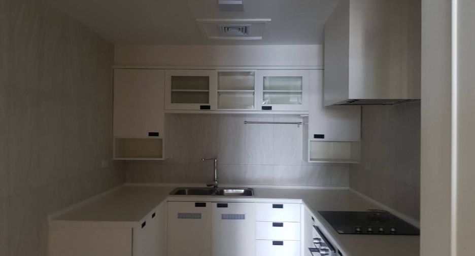 For sale 2 bedrooms condo in Pathum Wan, Bangkok