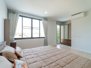 Аренда и продажа 3 спальни таунхаус в Mueang Chiang Mai, Чианг Маи