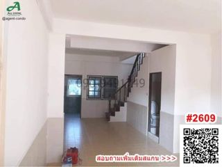 For rent 2 bedrooms townhouse in Bang Na, Bangkok