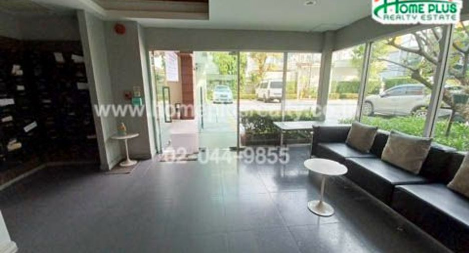 For sale 1 bed condo in Phra Khanong, Bangkok