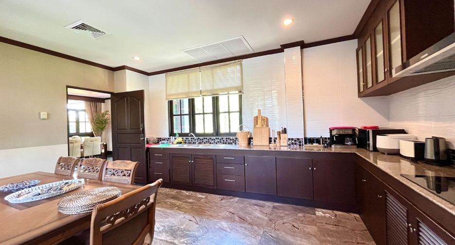 出售 4 卧室 独立屋 在 Mueang Krabi, Krabi
