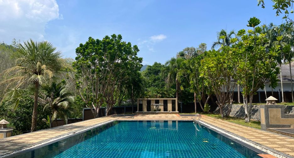 出售 4 卧室 独立屋 在 Mueang Krabi, Krabi