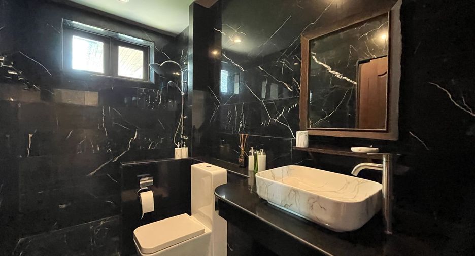 出售 4 卧室 独立屋 在 Mueang Krabi, Krabi