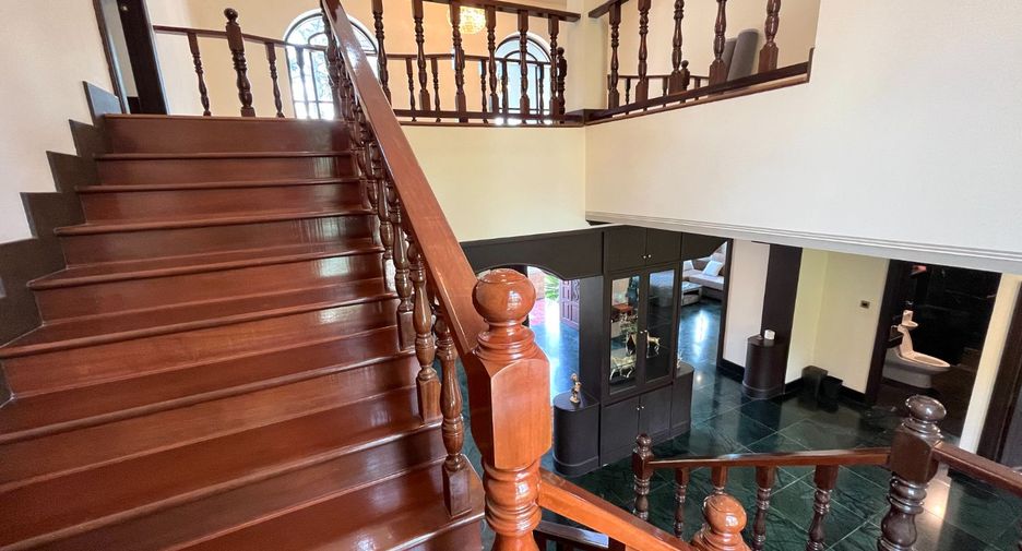 出售 4 卧室 独立屋 在 Mueang Krabi, Krabi