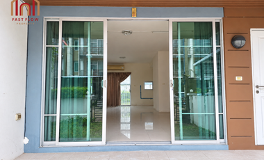 Reihenhaus zur Miete und zum Kauf mit 3 Zimmer in Bang Khun Thian, Bangkok