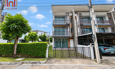 Reihenhaus zur Miete und zum Kauf mit 3 Zimmer in Bang Khun Thian, Bangkok