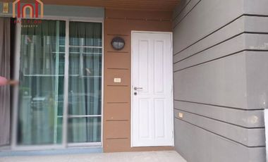 Аренда и продажа 3 спальни таунхаус в Банг Кхун Тхиан, Бангкок