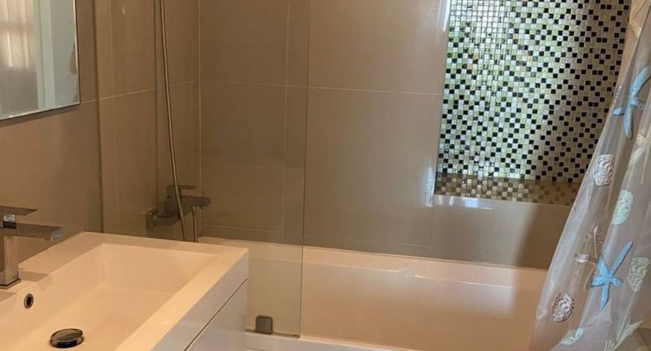 For rent and for sale 1 bed condo in Si Racha, Chonburi