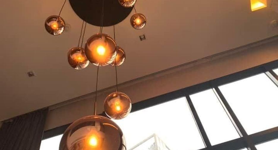 出租 和 出售 3 卧室 公寓 在 Huai Khwang, 曼谷