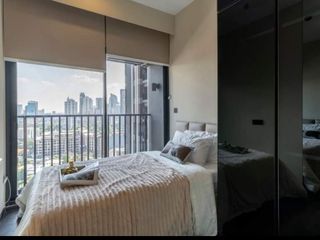 For rent and for sale 2 bed condo in Watthana, Bangkok