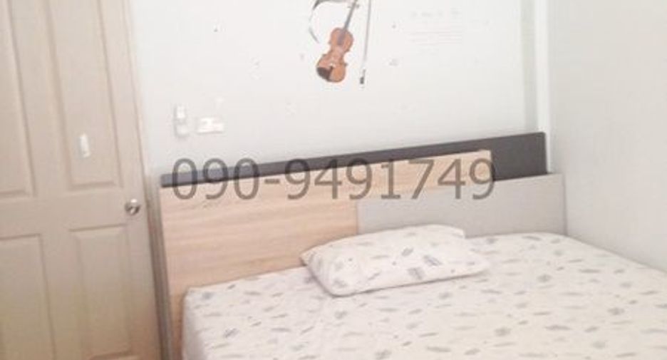 For rent 3 bedrooms townhouse in Chatuchak, Bangkok