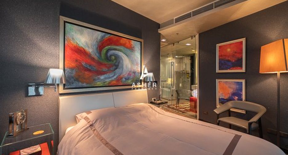 For sale 3 bedrooms condo in Sathon, Bangkok