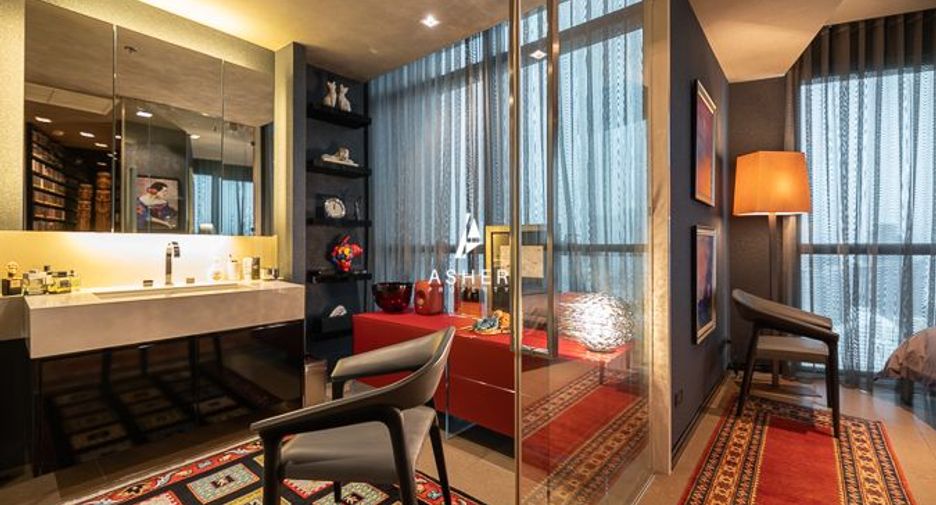 For sale 3 bedrooms condo in Sathon, Bangkok