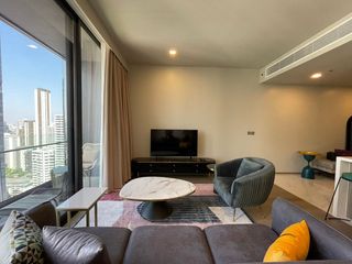 Condo en alquiler de 3 habitaciones en Khlong Toei, Bangkok