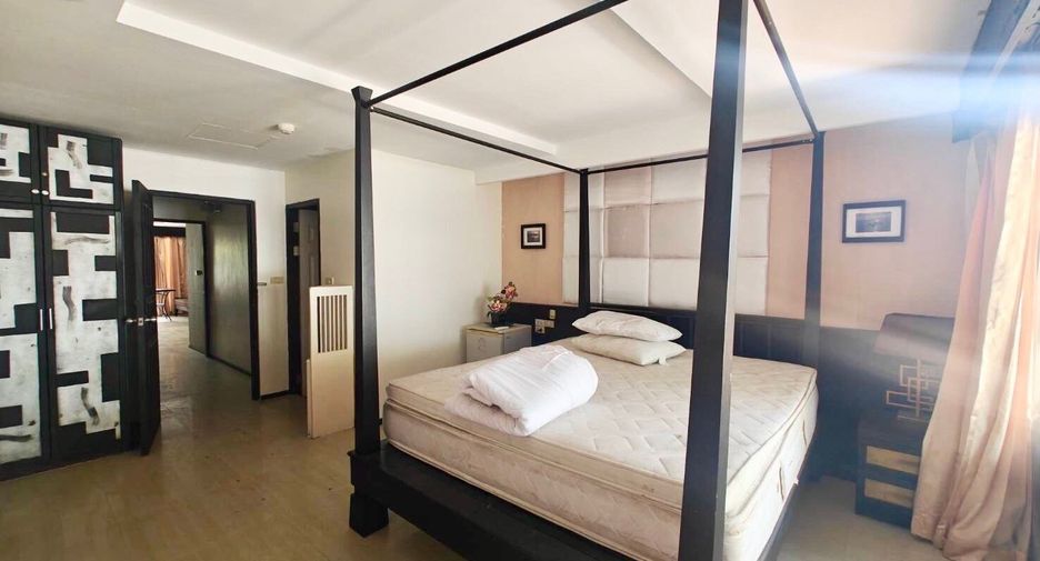 For sale 7 bed retail Space in Pratumnak, Pattaya