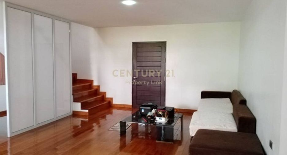 À vendre 3 chambres maison à Khlong Toei, Bangkok