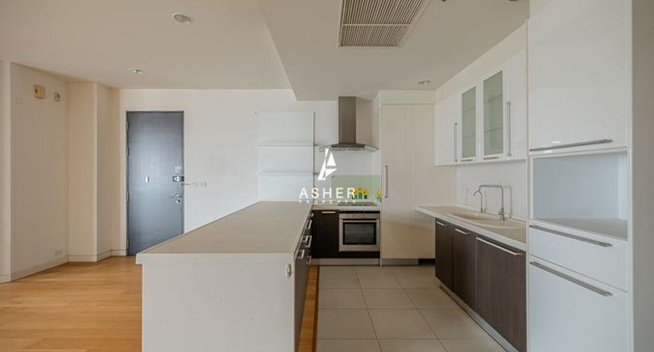 Condo en venta de 4 habitaciones en Bang Kho Laem, Bangkok