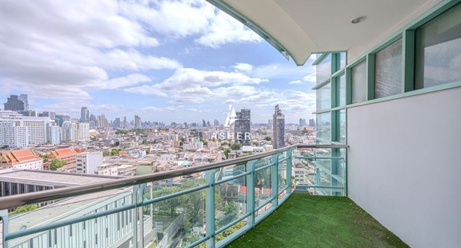 Condo en venta de 4 habitaciones en Bang Kho Laem, Bangkok